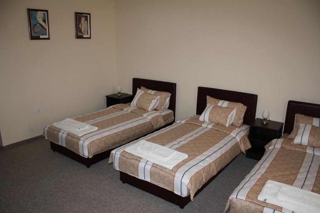 Hotel Feniks Pozarevac Room photo